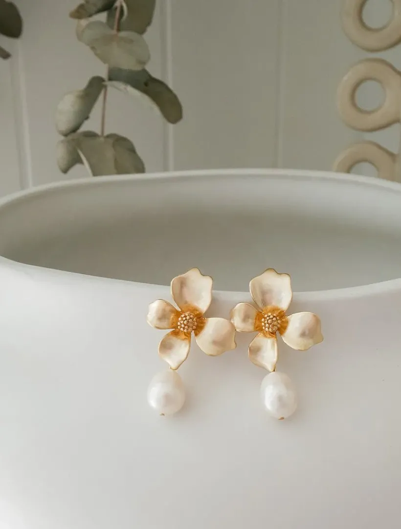 Pearl Jewellery|Earrings*Zjoosh Gold Flower Pearl Drops