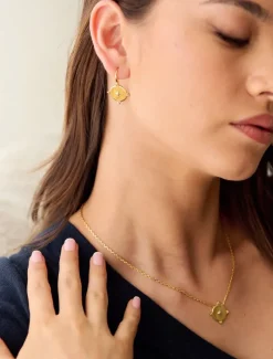 Lucienne - Zjoosh Premium|Necklaces*Zjoosh Lucienne Gold and Crystal Pendant